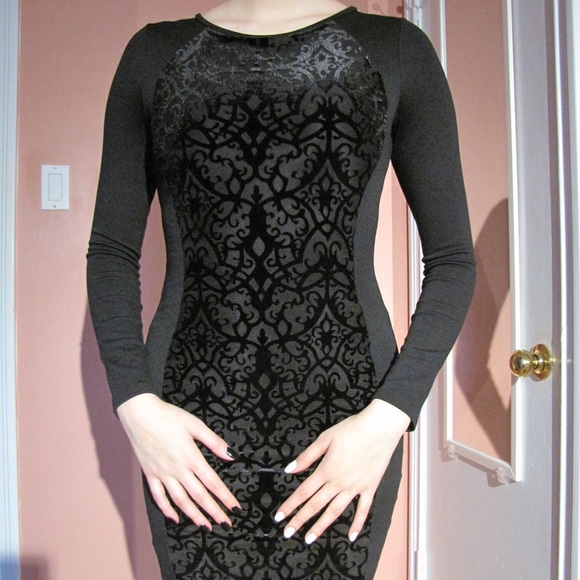 H&M BLACK BODYCON DRESS WITH VELVET DETAILS - Picture 1 of 3